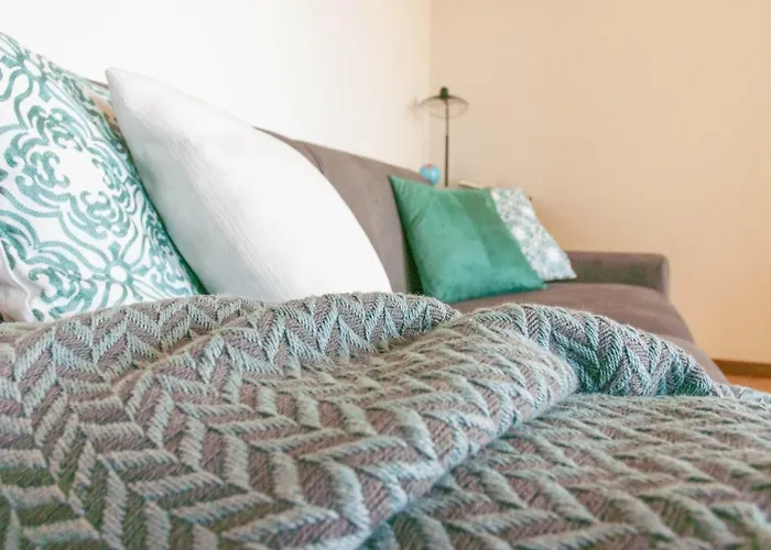 Wellstay Train Station *