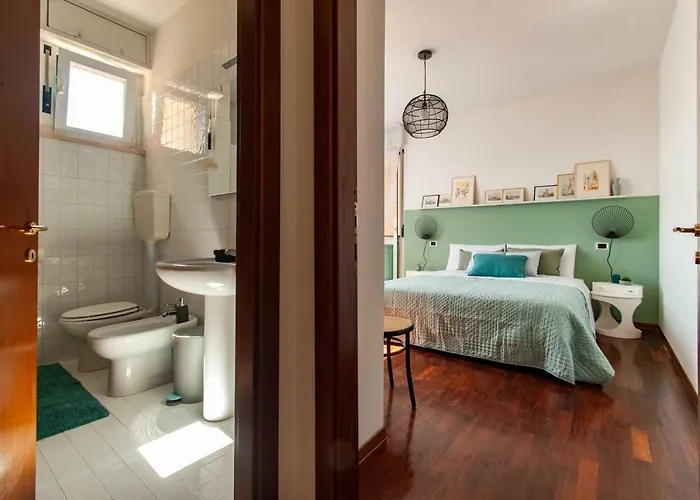 Wellstay Train Station *